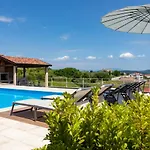 Villa Vor Ort *