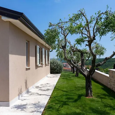 Vor Ort Villa Vižinada